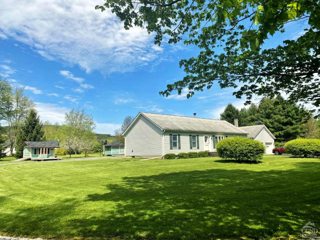 53 STATE LINE RD, MILLERTON, NY 12546, photo 1 of 28
